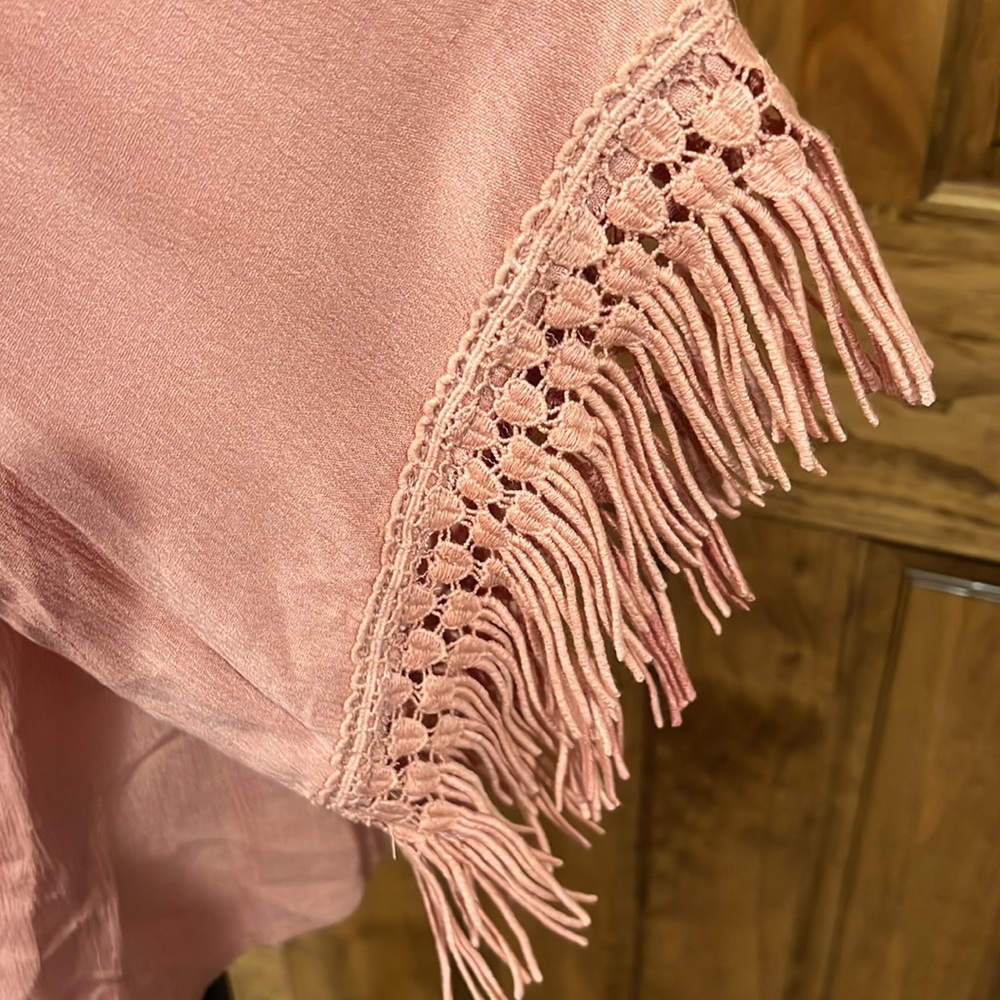L&B fringe sleeve top